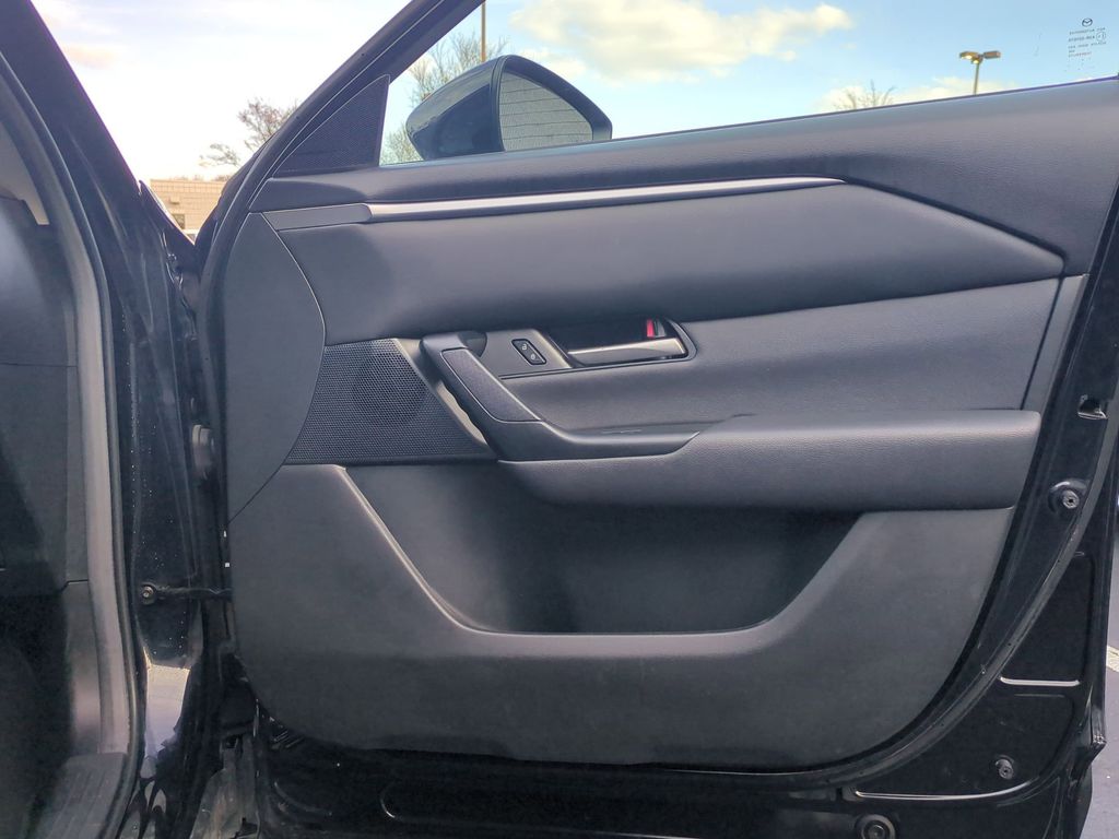 Thumbnail: 2024 Mazda CX-50 - 33