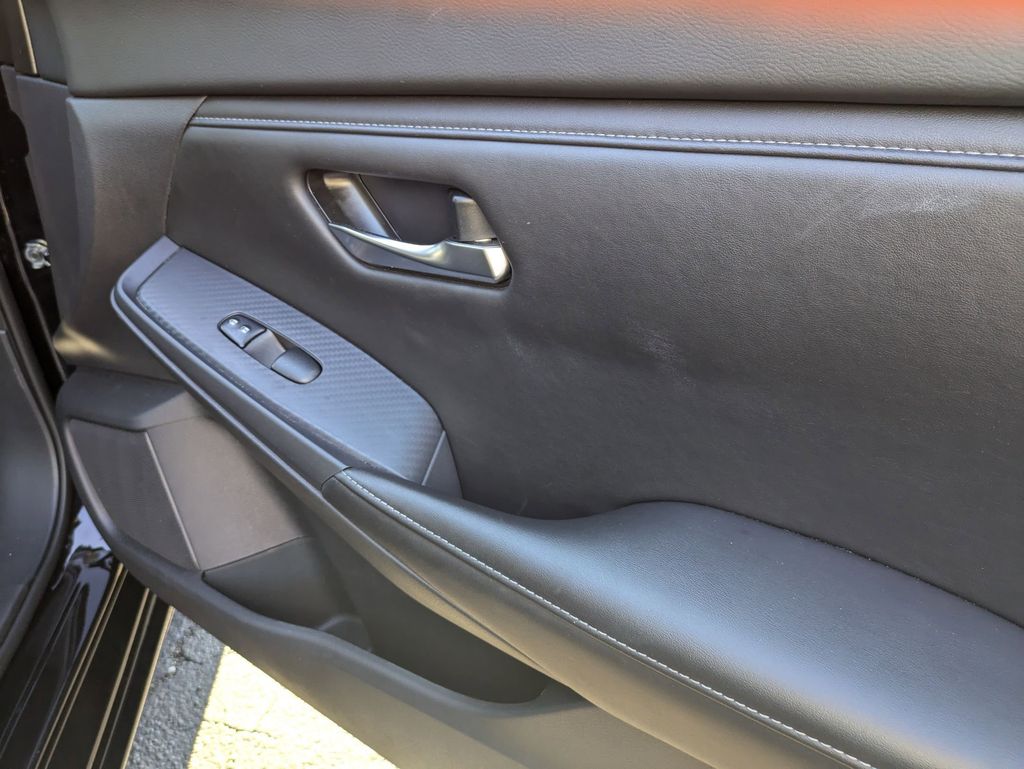 Thumbnail: 2024 Nissan Sentra - 33