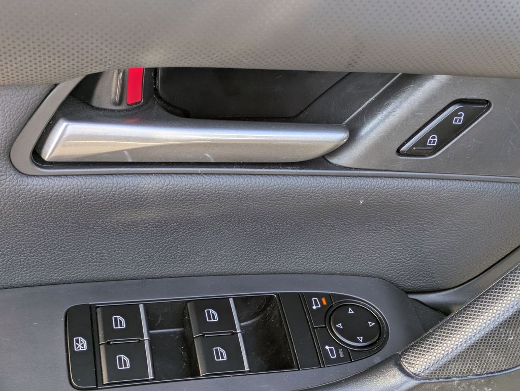 Thumbnail: 2025 Mazda CX-50 - 13