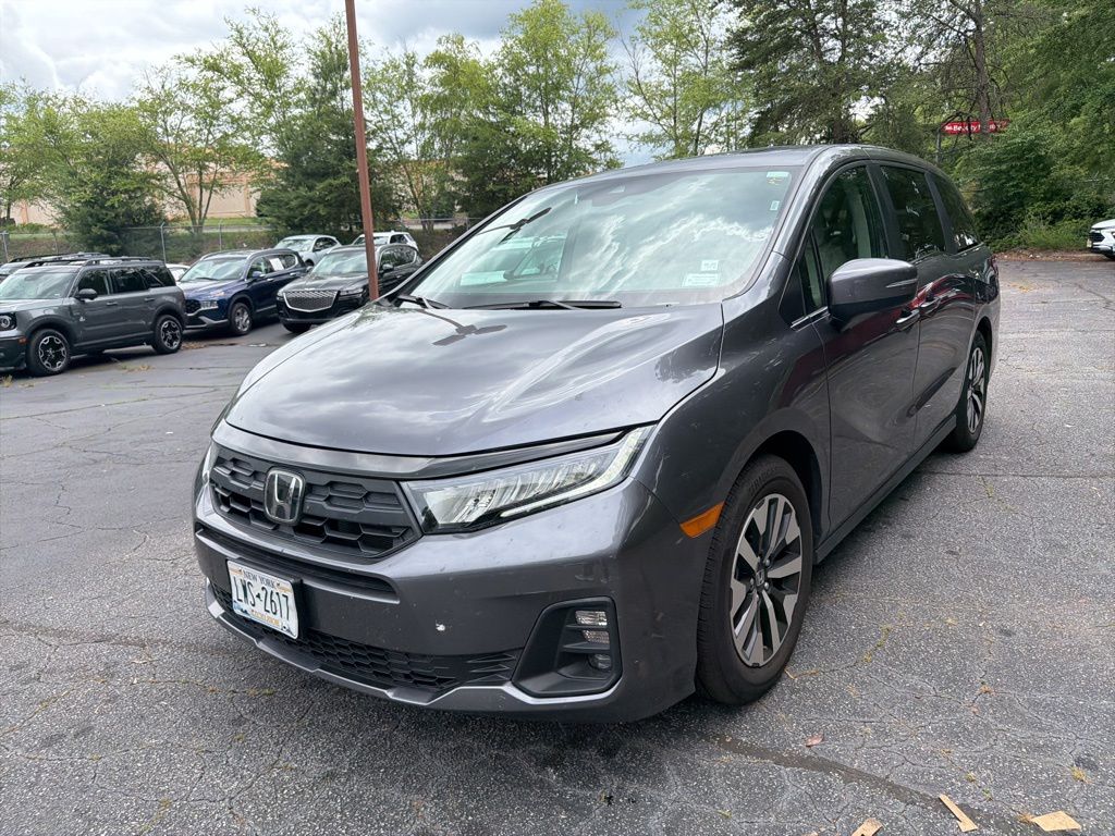2025 Honda Odyssey's photo