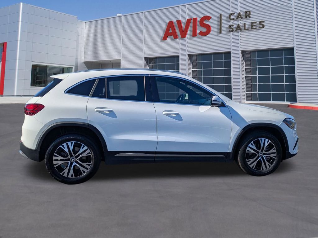 Thumbnail: 2025 Mercedes-Benz GLA - 5