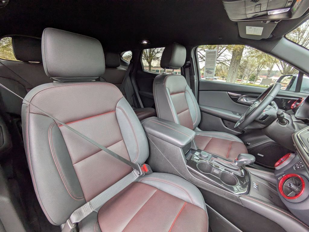 Thumbnail: 2025 Chevrolet Blazer - 27