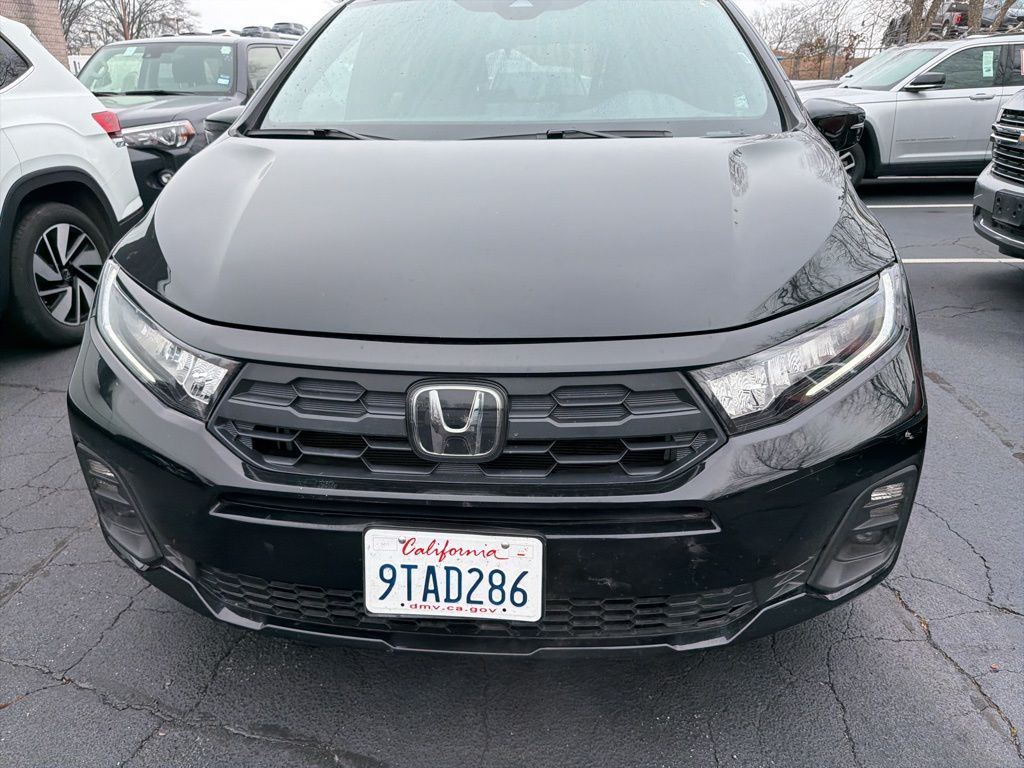 Thumbnail: 2025 Honda Odyssey - 2