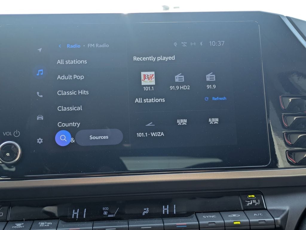 Thumbnail: 2025 Toyota Camry - 21