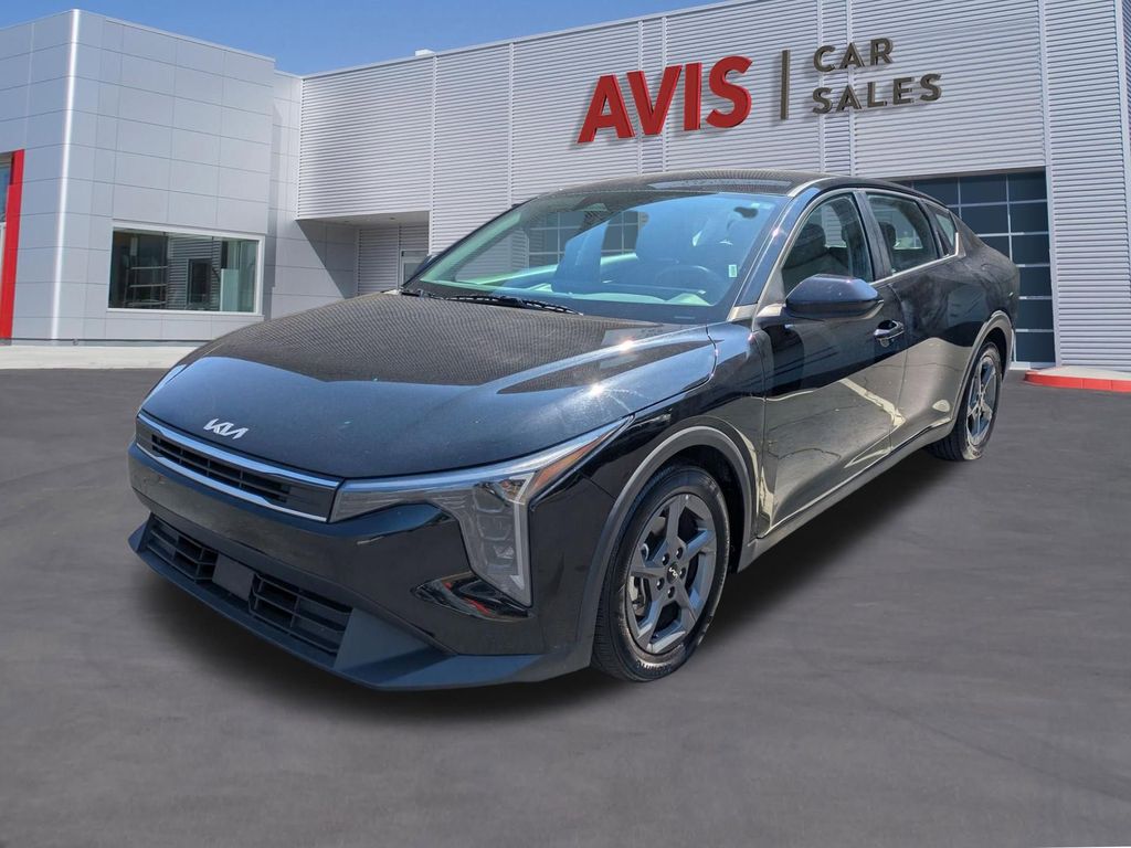 Thumbnail: 2025 Kia K4 - 1