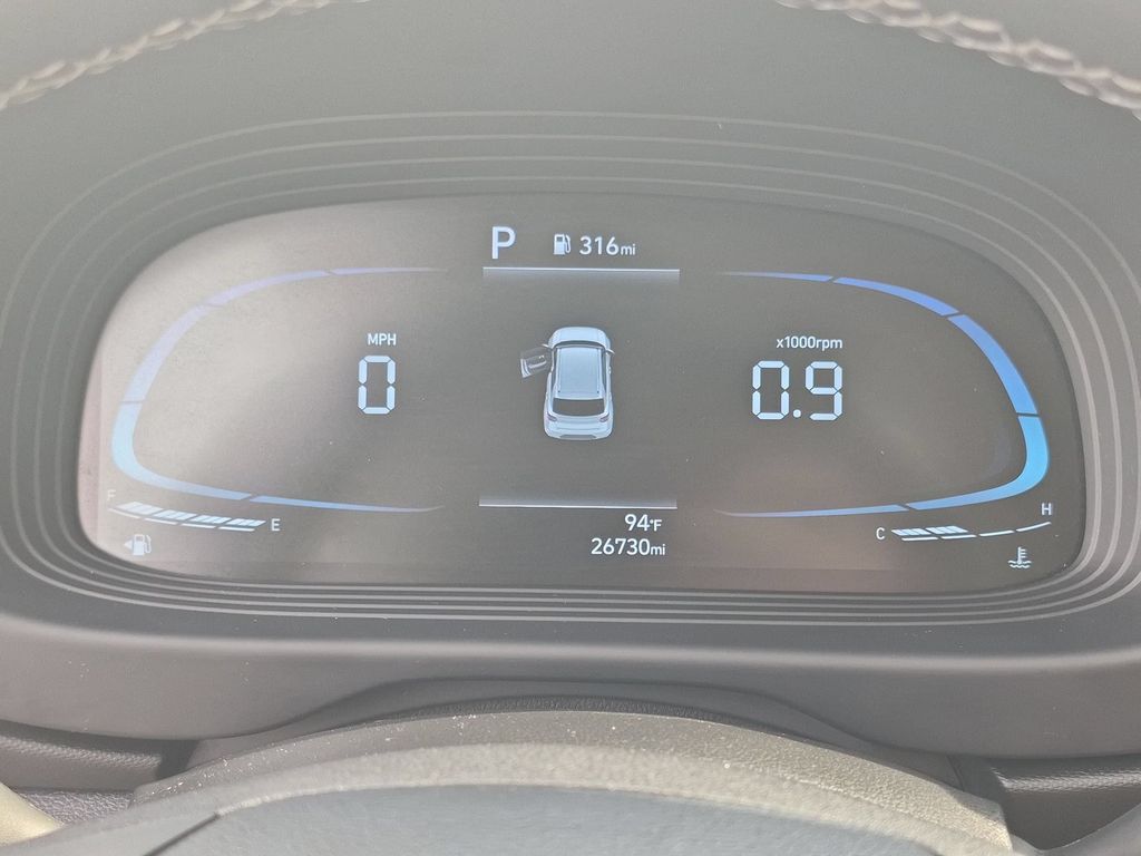 2025 Hyundai Venue SEL - Photo 16