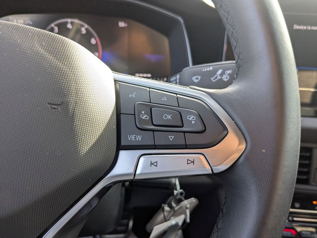 Thumbnail: 2025 Volkswagen Jetta - 16