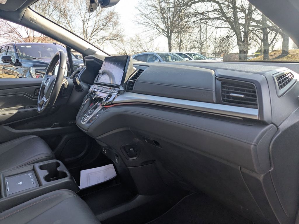 Thumbnail: 2025 Honda Odyssey - 29