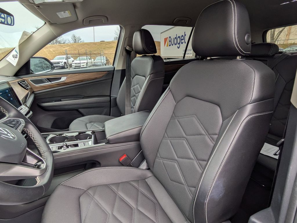 Thumbnail: 2025 Volkswagen Atlas - 22