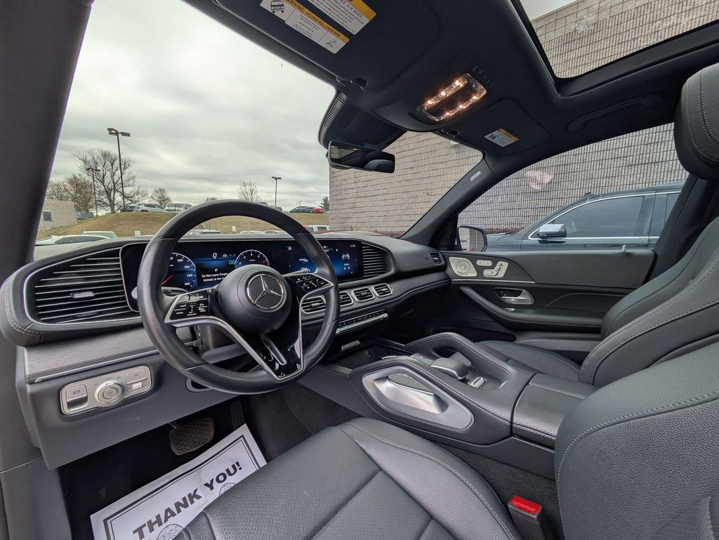 Thumbnail: 2025 Mercedes-Benz GLS - 15