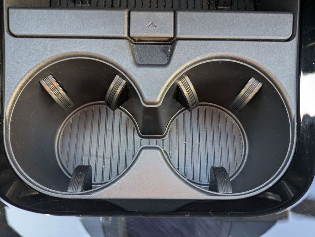 Thumbnail: 2025 Toyota Prius - 20