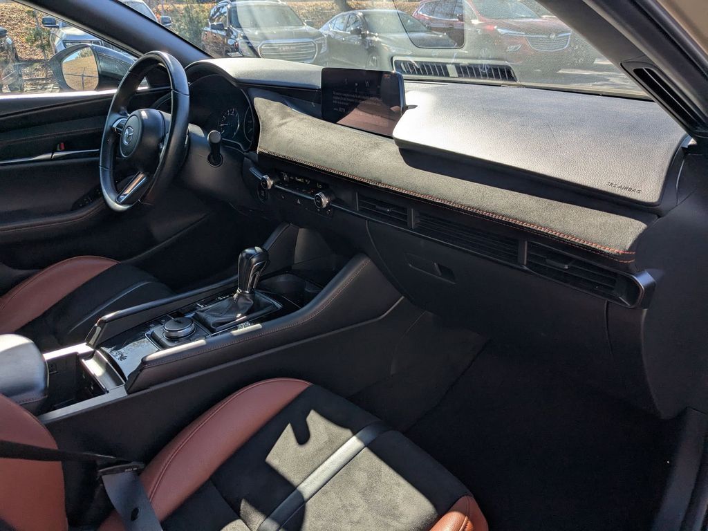 Thumbnail: 2024 Mazda Mazda3 - 33