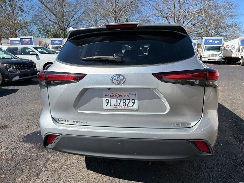 Thumbnail: 2024 Toyota Highlander - 6