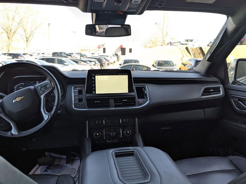 Thumbnail: 2024 Chevrolet Tahoe - 25