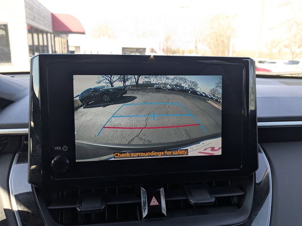 Thumbnail: 2024 Toyota Corolla Cross - 18