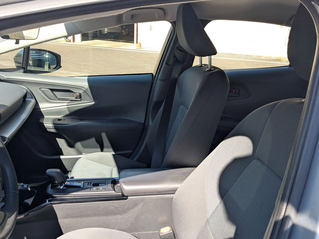 Thumbnail: 2024 Toyota Prius - 22