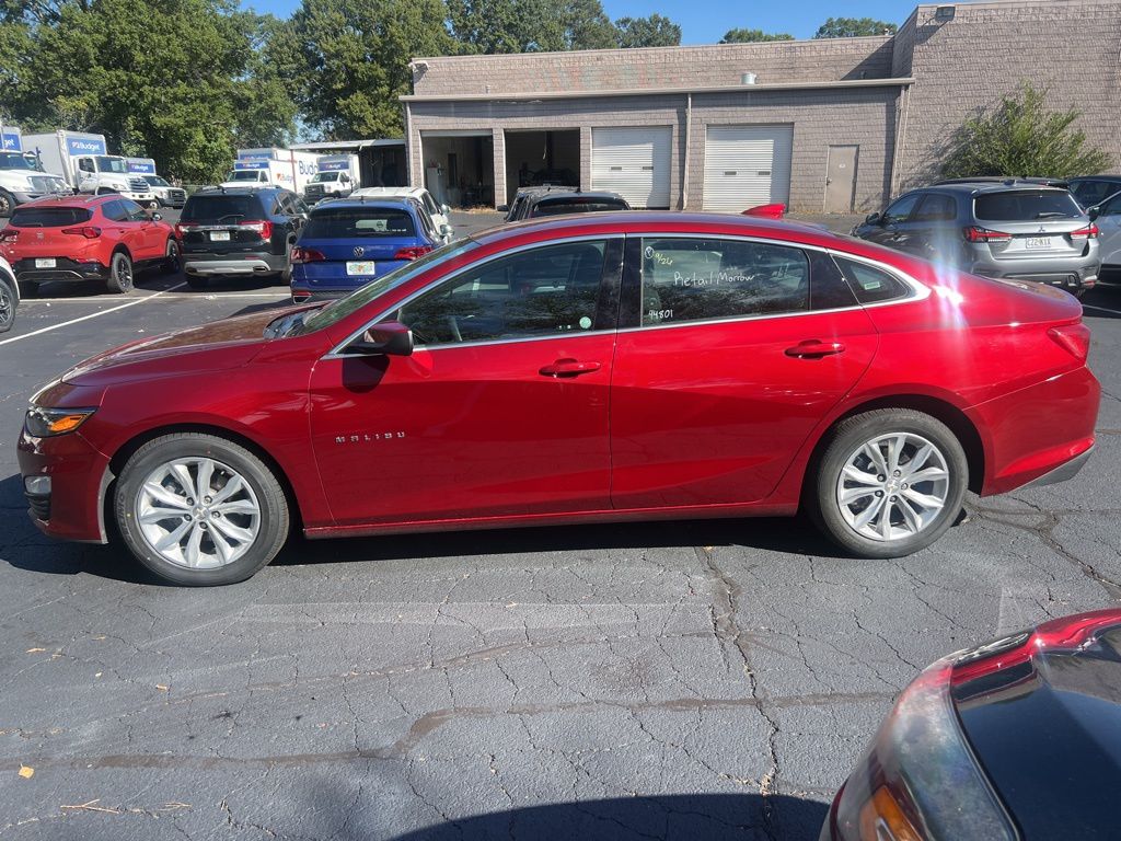 Thumbnail: 2024 Chevrolet Malibu - 7