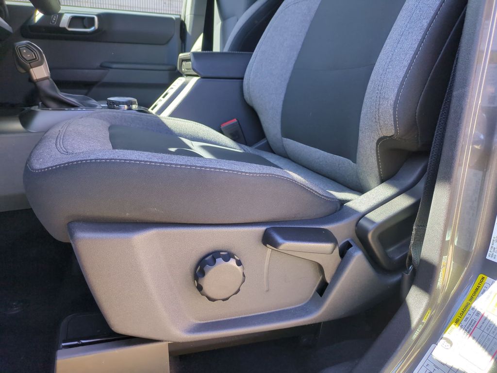 Thumbnail: 2025 Ford Bronco - 14