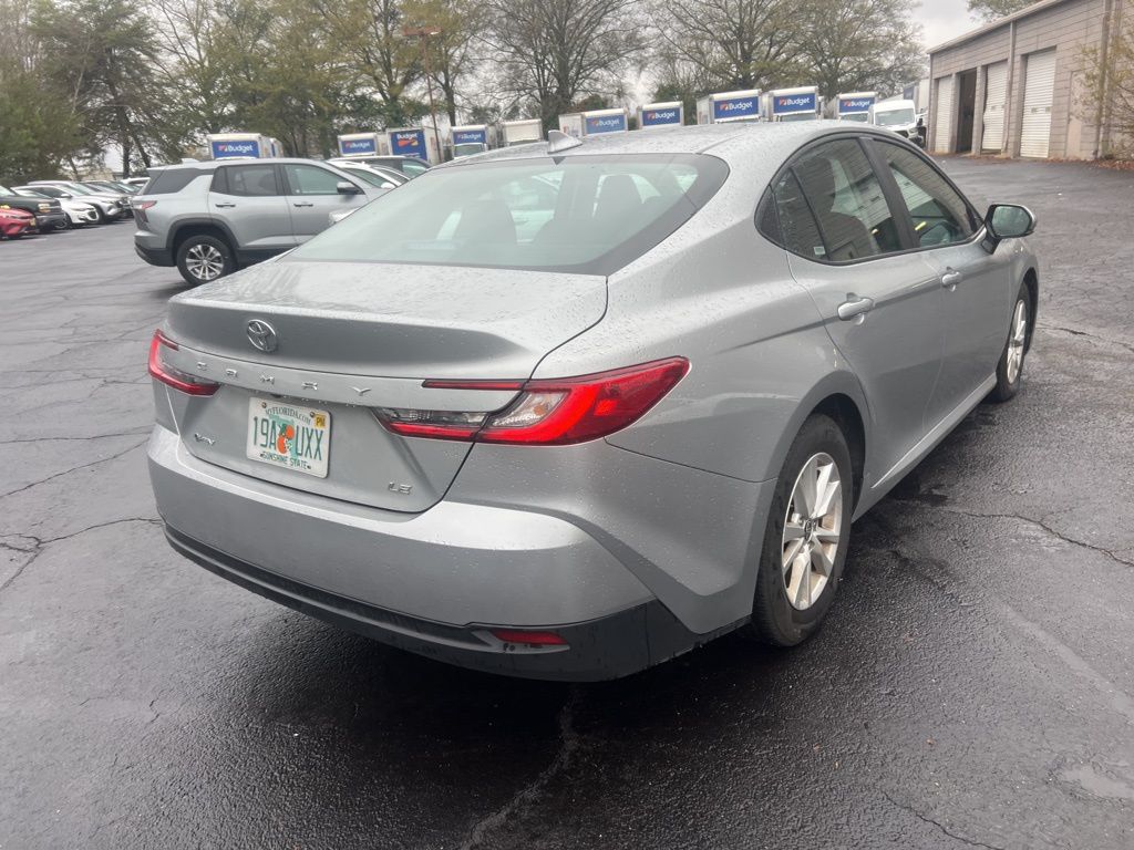 Thumbnail: 2025 Toyota Camry - 11