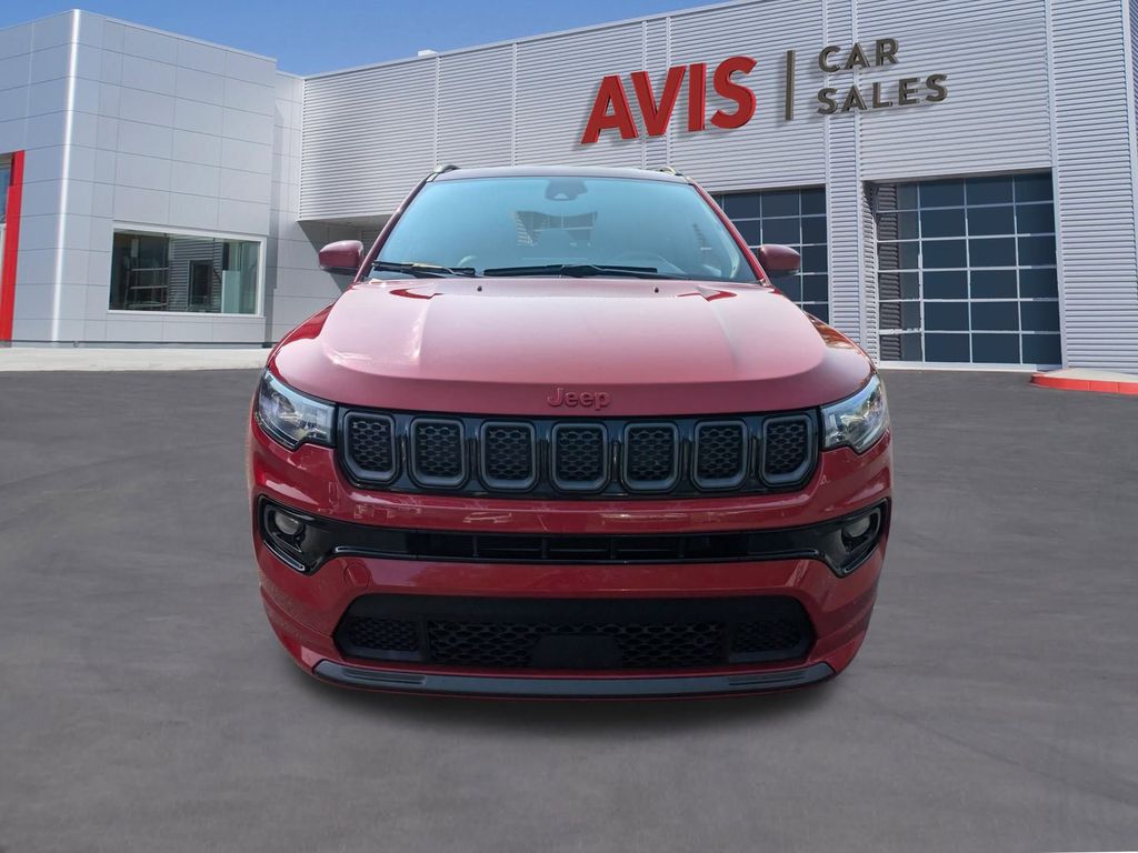 2023 Jeep Compass Limited photo 2