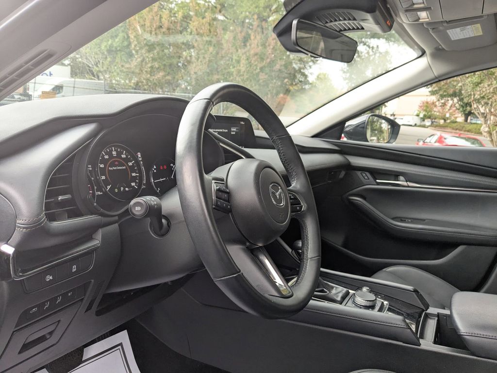 Thumbnail: 2025 Mazda Mazda3 - 11