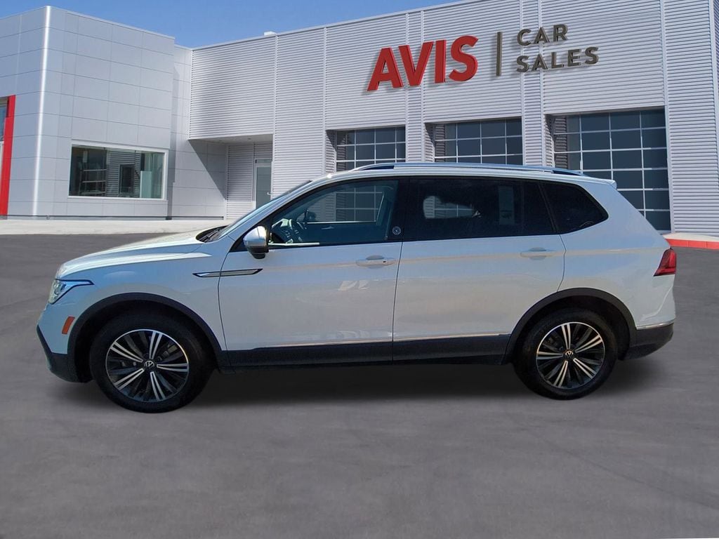 Thumbnail: 2024 Volkswagen Tiguan - 10