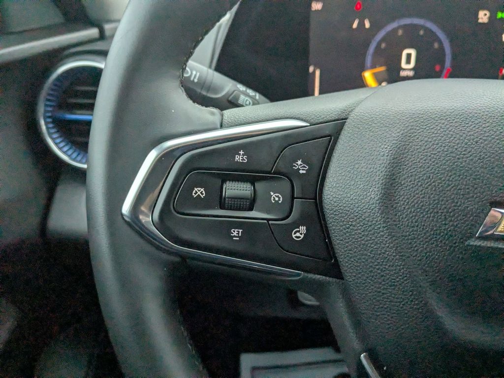 Thumbnail: 2025 Chevrolet Trax - 15