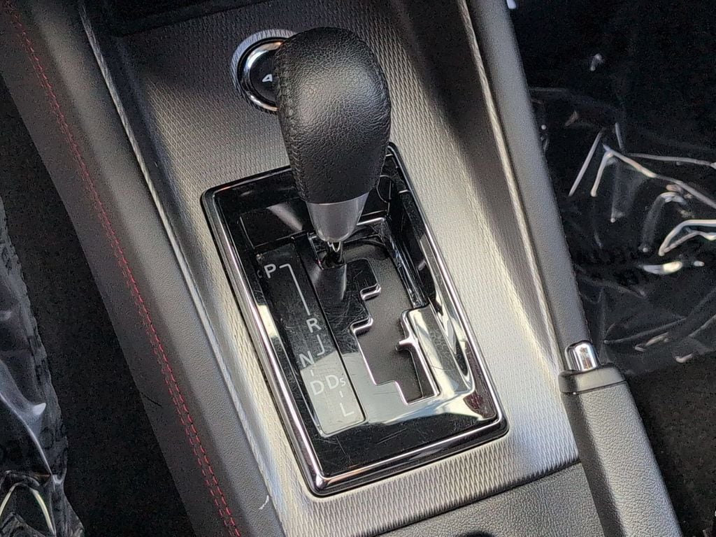 Thumbnail: 2025 Mitsubishi Outlander Sport - 19