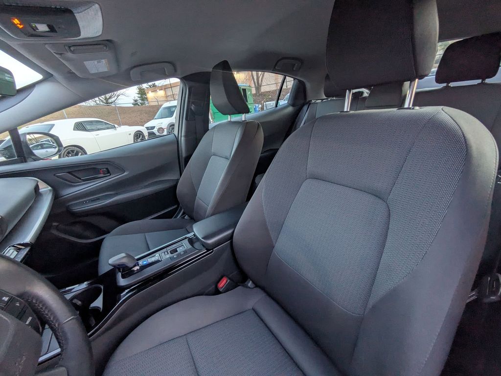 Thumbnail: 2024 Toyota Prius - 25