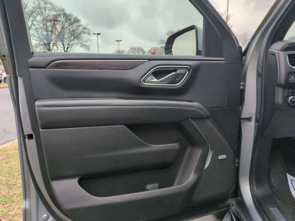 Thumbnail: 2024 Chevrolet Tahoe - 11