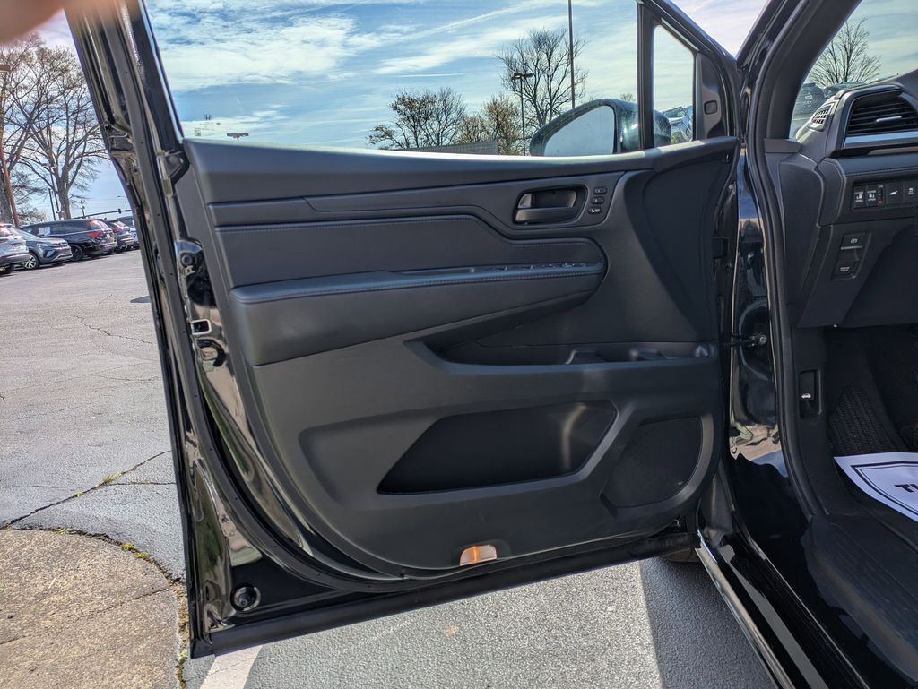 Thumbnail: 2025 Honda Odyssey - 11