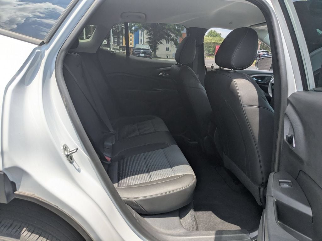 Thumbnail: 2025 Chevrolet Trax - 27