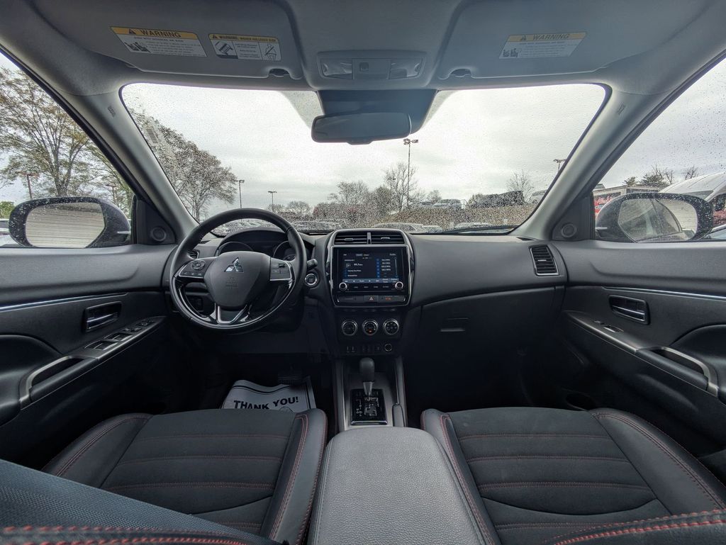 Thumbnail: 2025 Mitsubishi Outlander Sport - 23