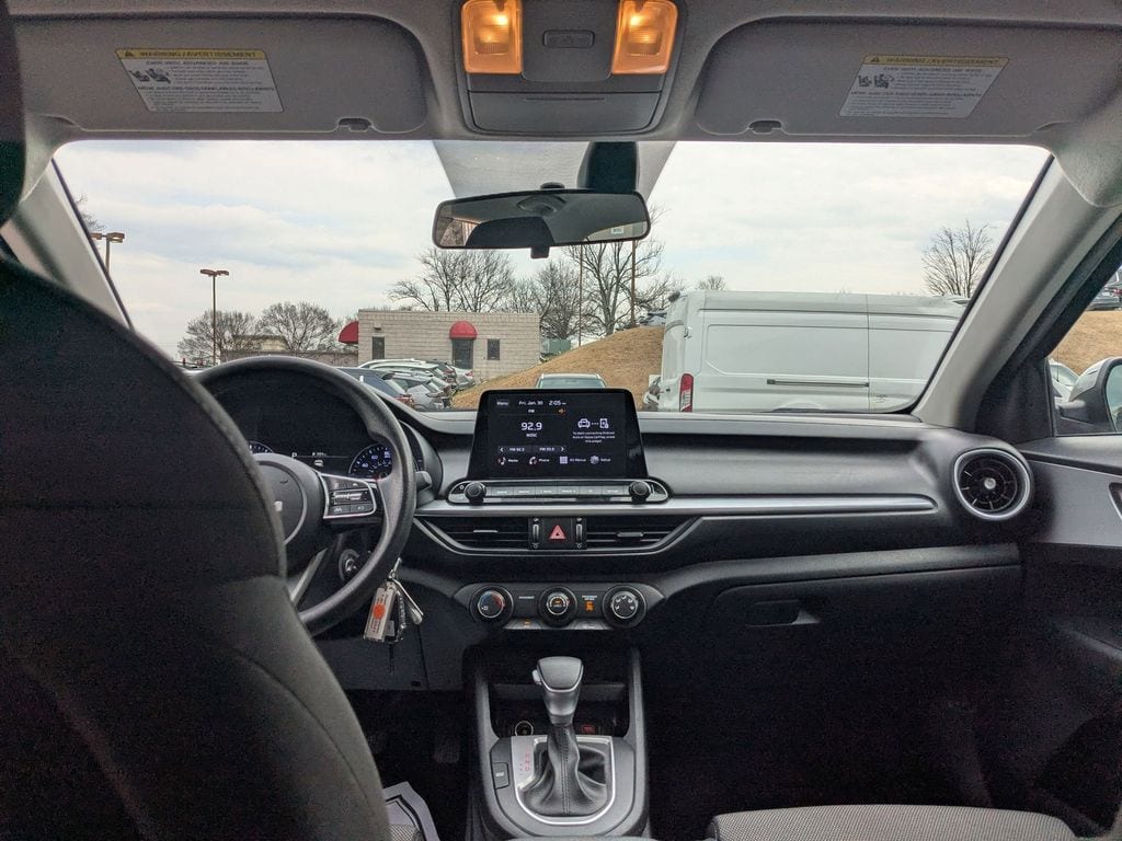 Thumbnail: 2024 Kia Forte - 23