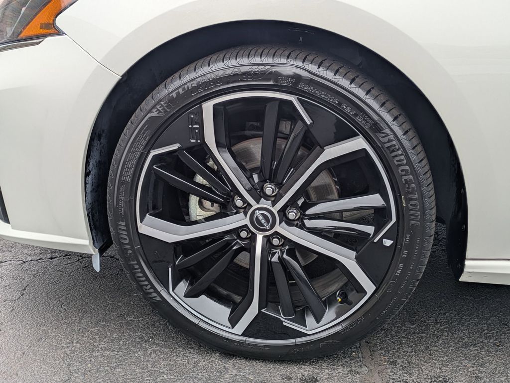 Thumbnail: 2025 Nissan Altima - 24