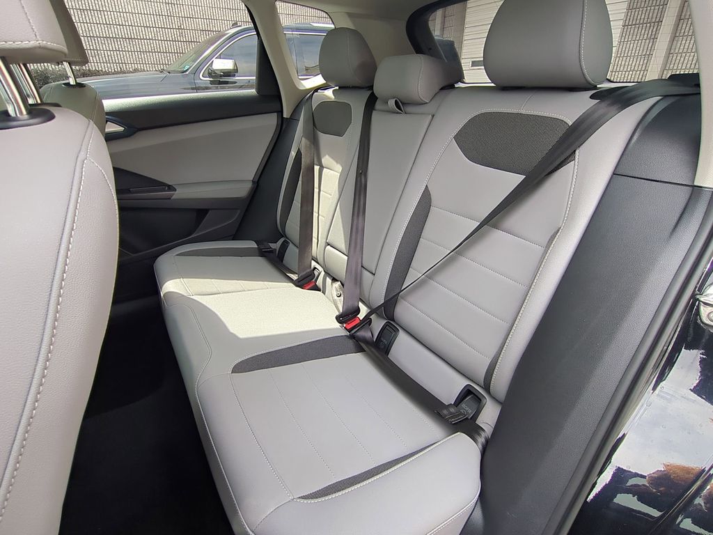 Thumbnail: 2024 Volkswagen Taos - 27