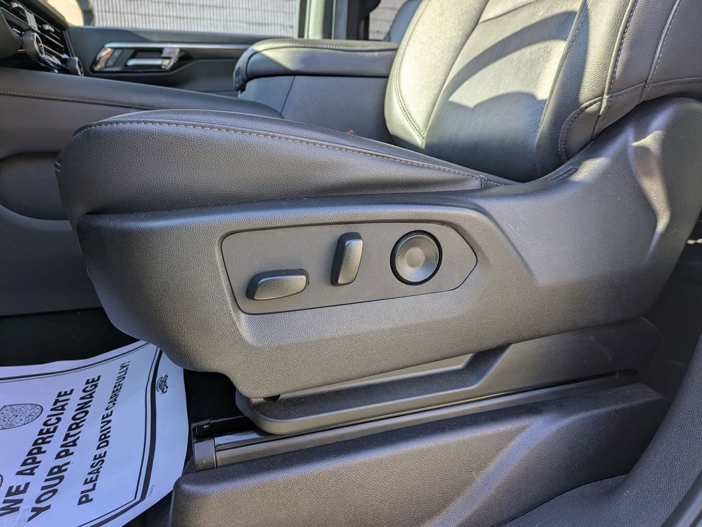 Thumbnail: 2025 Chevrolet Tahoe - 14