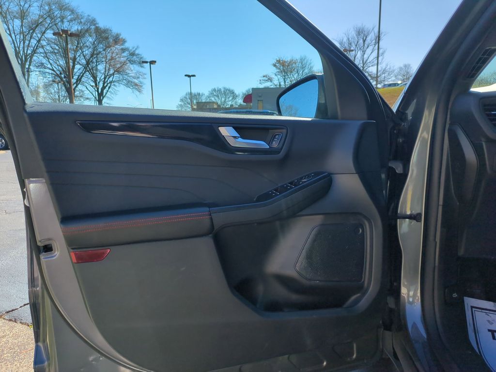 Thumbnail: 2025 Ford Escape - 11