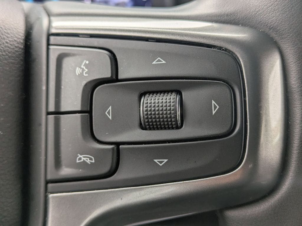 Thumbnail: 2024 Chevrolet Tahoe - 18