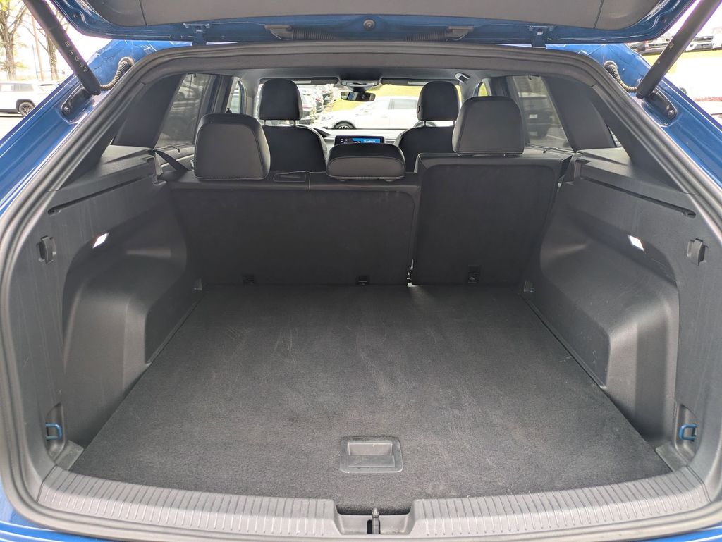 Thumbnail: 2025 Volkswagen Atlas - 27