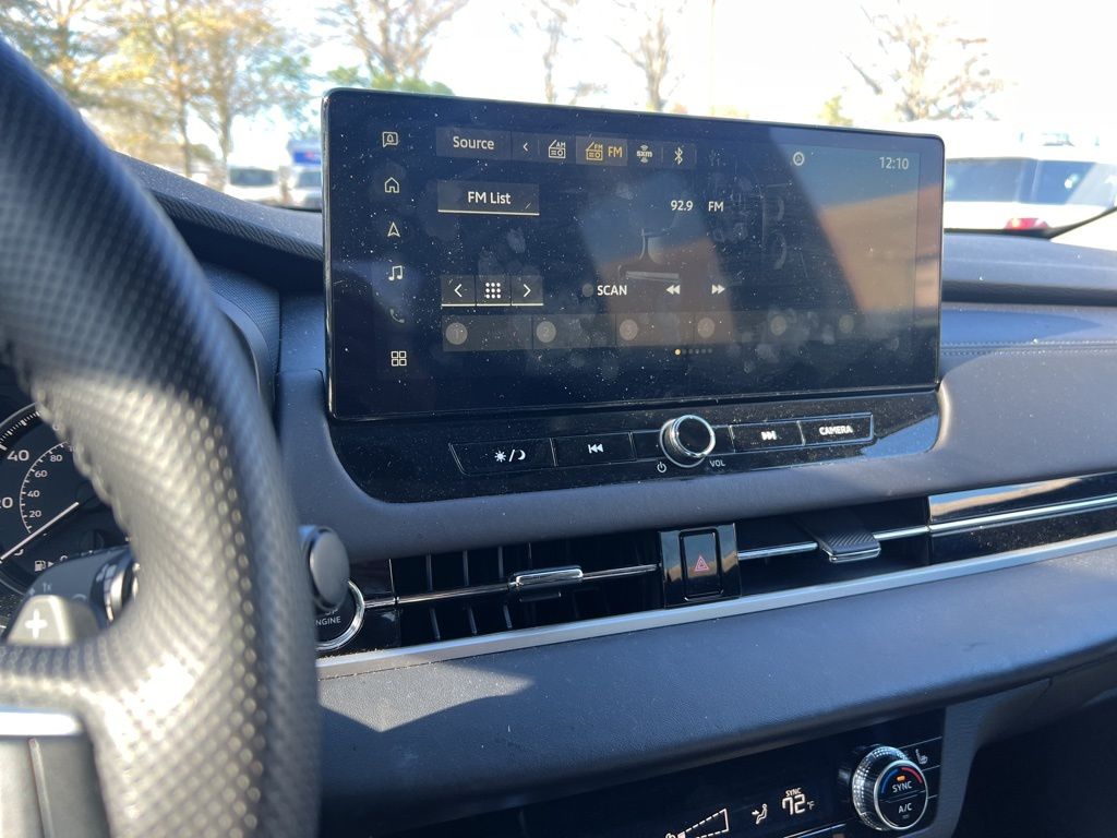 Thumbnail: 2025 Mitsubishi Outlander - 4