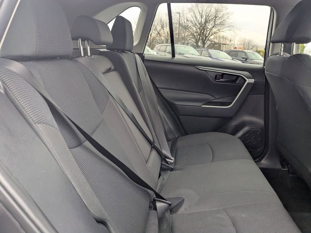 Thumbnail: 2024 Toyota RAV4 - 30