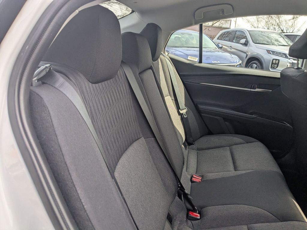 Thumbnail: 2025 Toyota Camry - 30