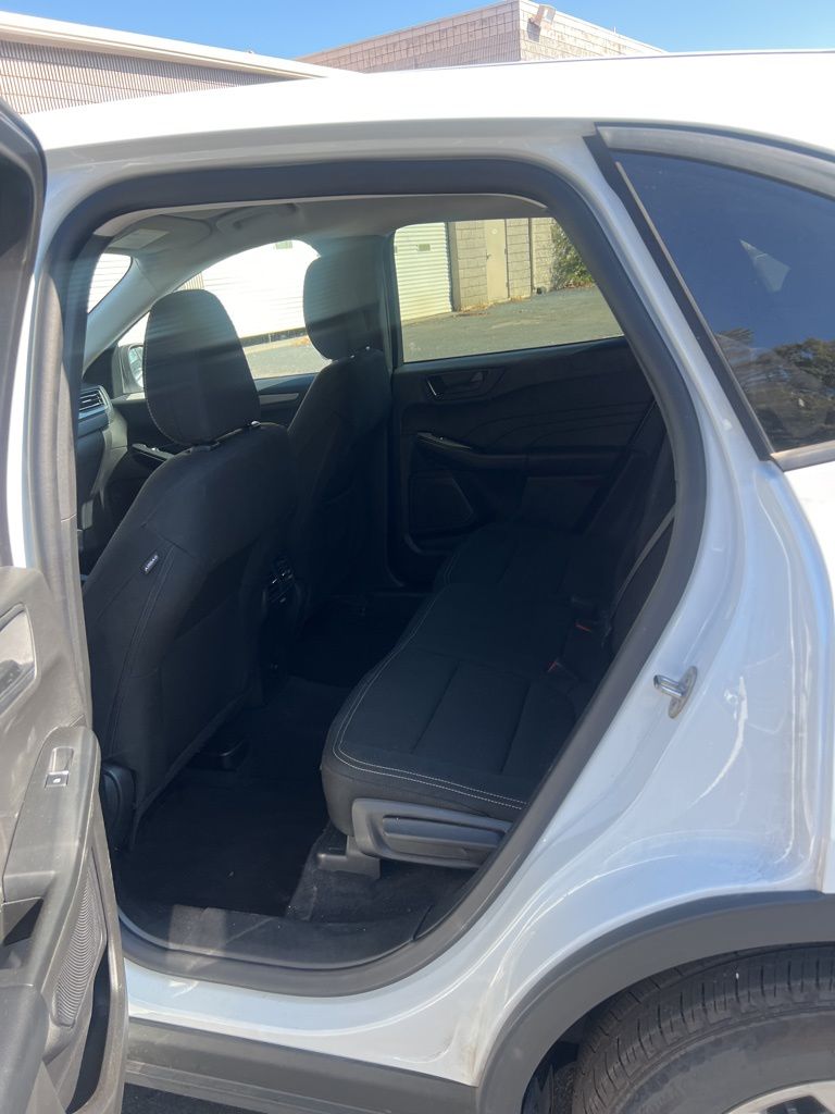 Thumbnail: 2025 Ford Escape - 5