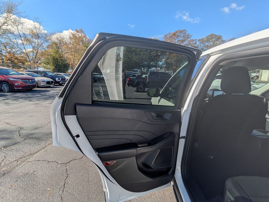 Thumbnail: 2025 Ford Escape - 22