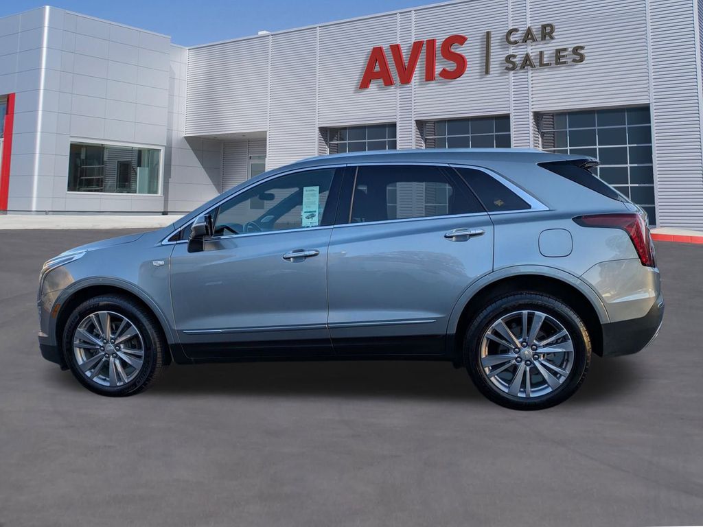 Thumbnail: 2024 Cadillac XT5 - 10