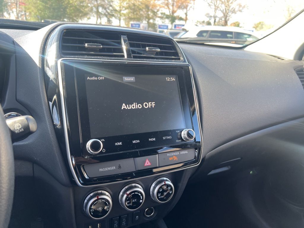 Thumbnail: 2024 Mitsubishi Outlander Sport - 3