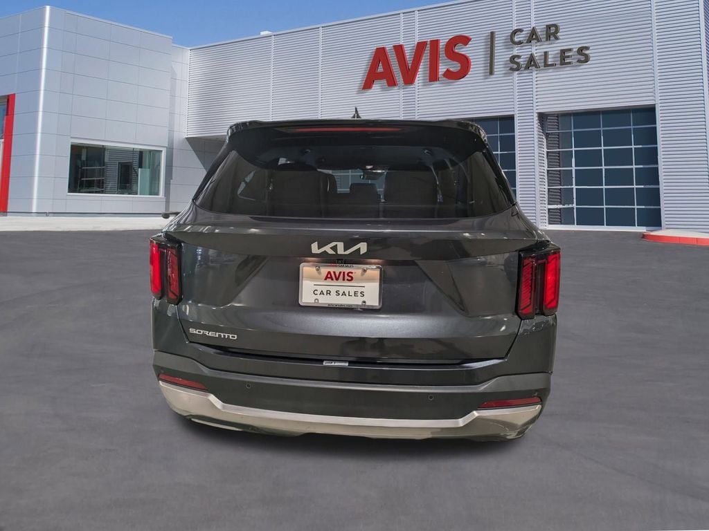 Thumbnail: 2024 Kia Sorento - 7