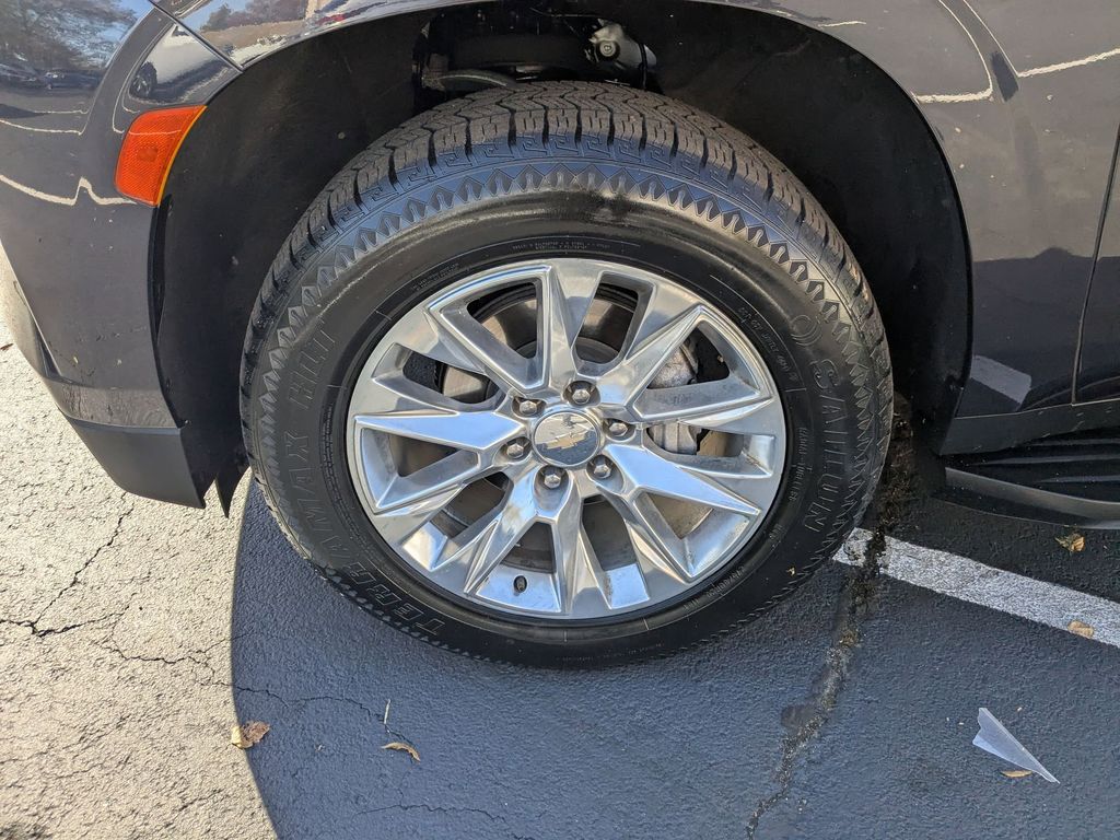 Thumbnail: 2023 Chevrolet Suburban - 36