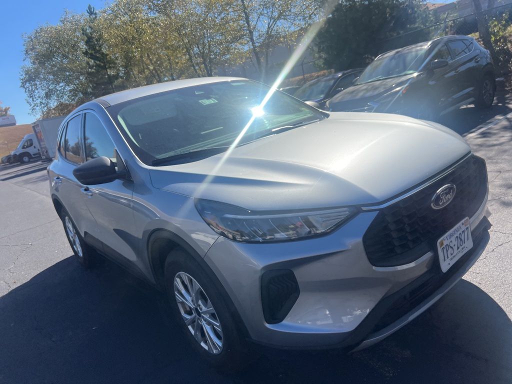 Thumbnail: 2024 Ford Escape - 9